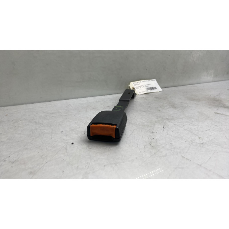 Attache ceinture avant droit VOLKSWAGEN GOLF 2 Photo n°3