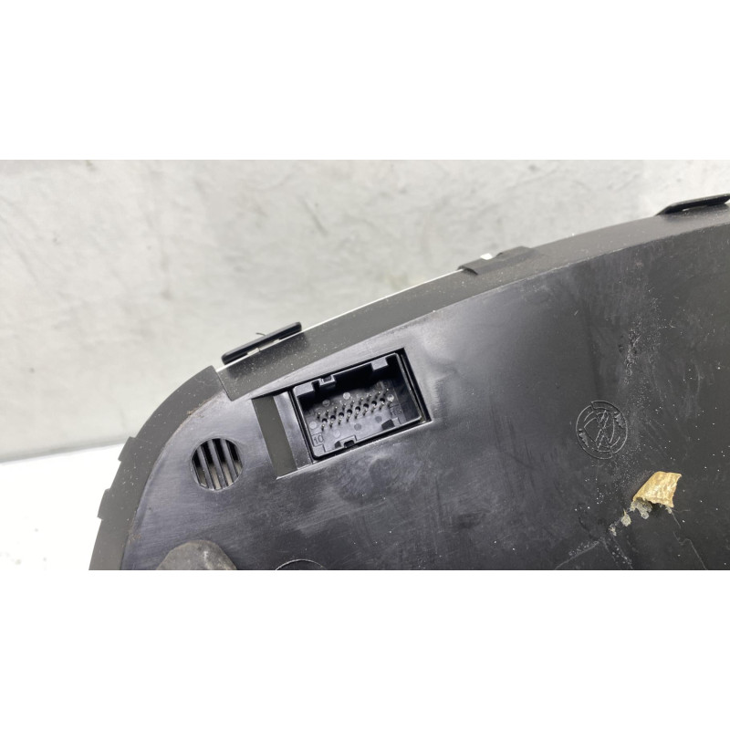 Compteur FIAT PUNTO 2 Photo n°1