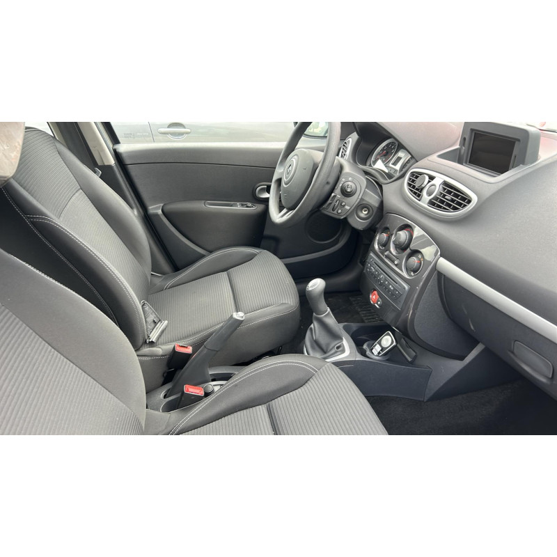 Calculateur moteur RENAULT CLIO 3 Photo n°5