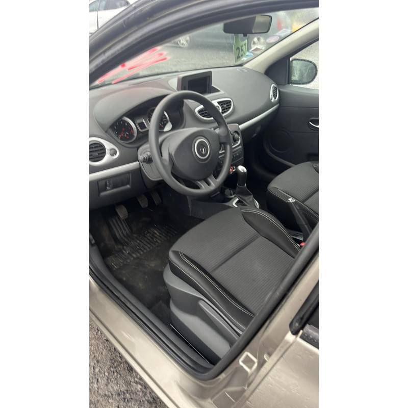 Calculateur moteur RENAULT CLIO 3 Photo n°8