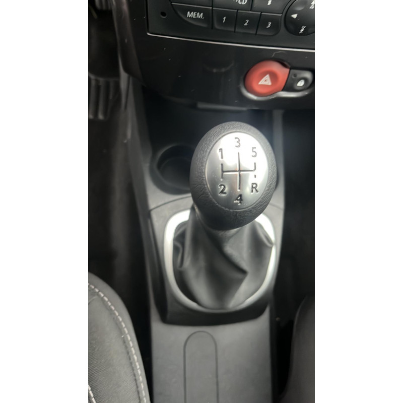 Calculateur moteur RENAULT CLIO 3 Photo n°15