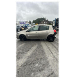 Calculateur moteur RENAULT CLIO 3
