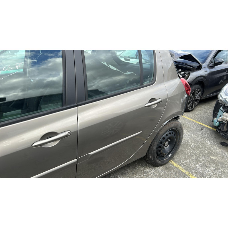 Calculateur moteur RENAULT CLIO 3 Photo n°18