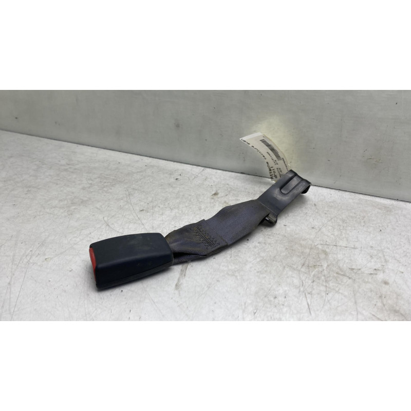 Attache ceinture avant droit TOYOTA HI-ACE 2 Photo n°2