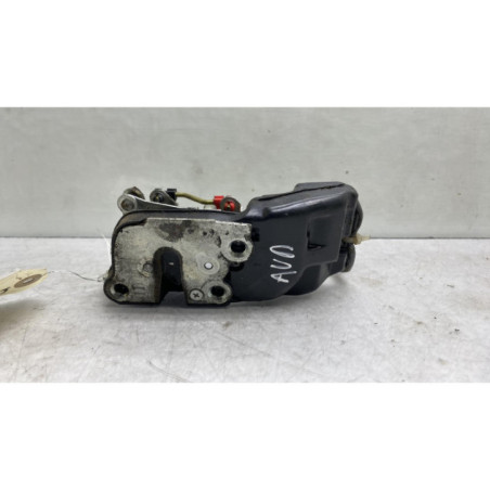 Serrure avant droit TOYOTA HI-ACE 2