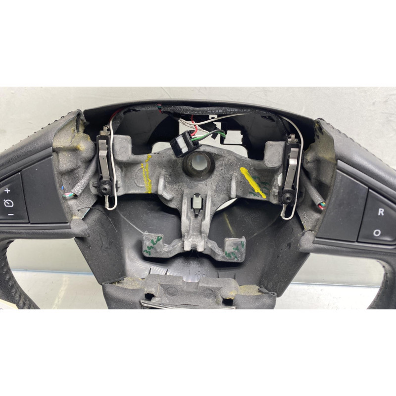 Volant RENAULT GRAND SCENIC 3 Photo n°5