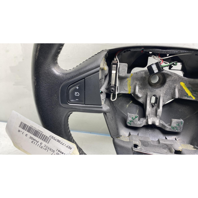 Volant RENAULT GRAND SCENIC 3 Photo n°6