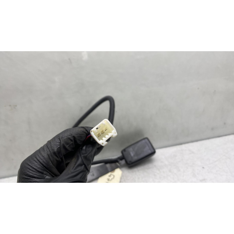 Attache ceinture avant gauche HONDA CIVIC 8 Photo n°3