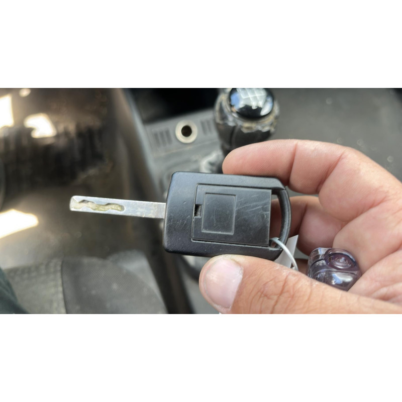 Calculateur moteur OPEL CORSA C Photo n°10