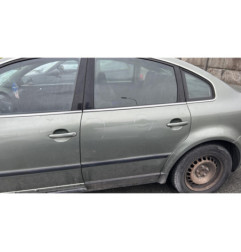 Serrure avant droit VOLKSWAGEN PASSAT 4