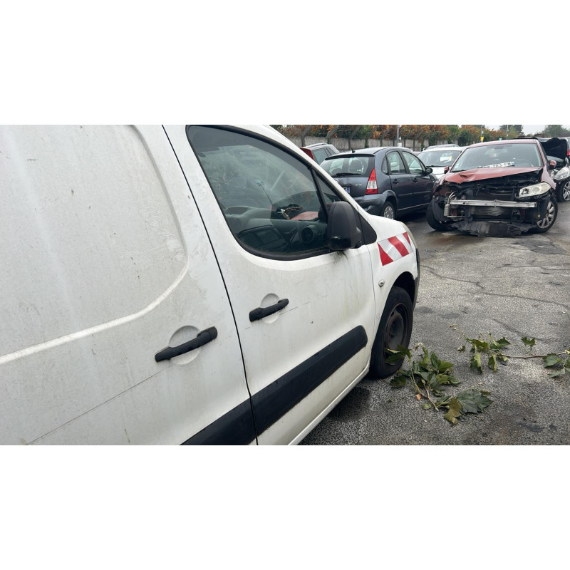 Pompe lave glace avant CITROEN BERLINGO 2 Photo n°14
