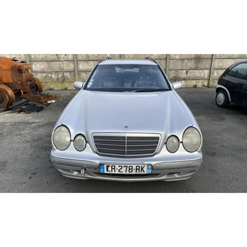 Feu arriere principal gauche (feux) MERCEDES CLASSE E 210 Photo n°6