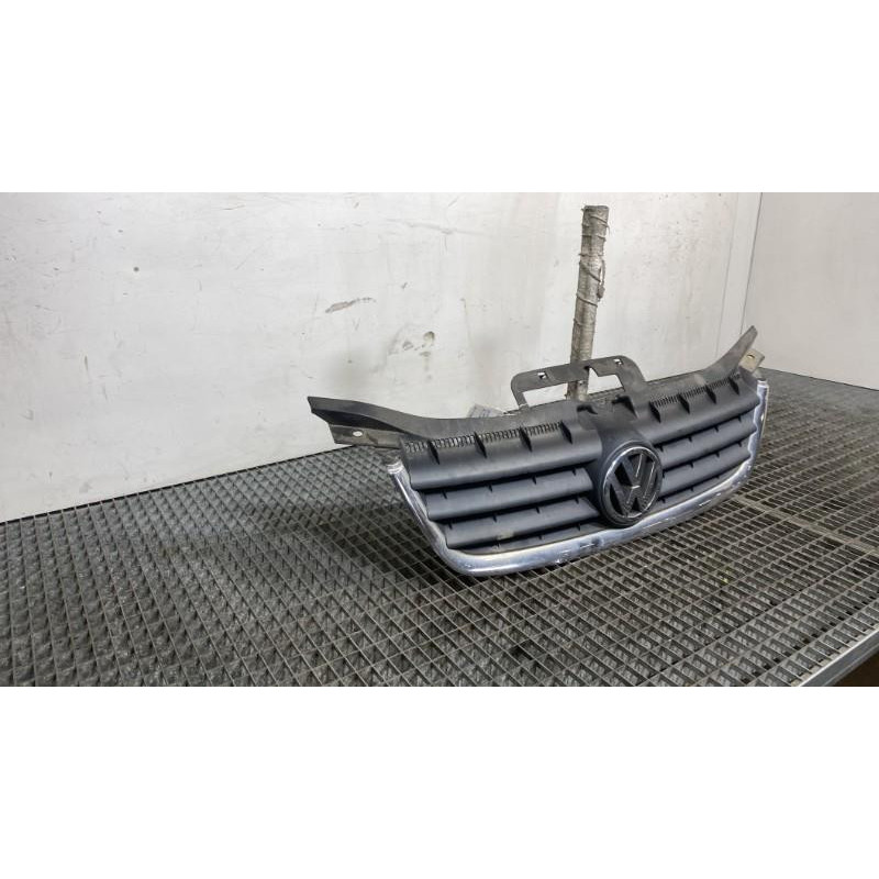 Calandre VOLKSWAGEN TOURAN 1 Photo n°2