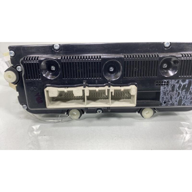 Commande chauffage VOLKSWAGEN TOURAN 1 Photo n°3