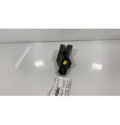 Attache ceinture arriere centrale VOLKSWAGEN JETTA 4