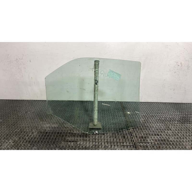 Vitre arriere gauche CITROEN XSARA Photo n°4