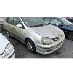 Feu arriere stop central NISSAN ALMERA TINO