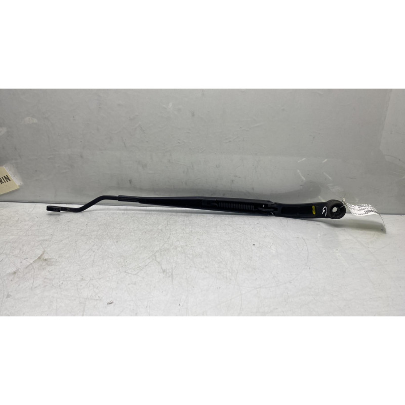 Bras essuie glace avant gauche HYUNDAI I 20 2 Photo n°1