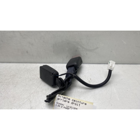 Attache ceinture arriere droit HYUNDAI I 20 2 Photo n°1