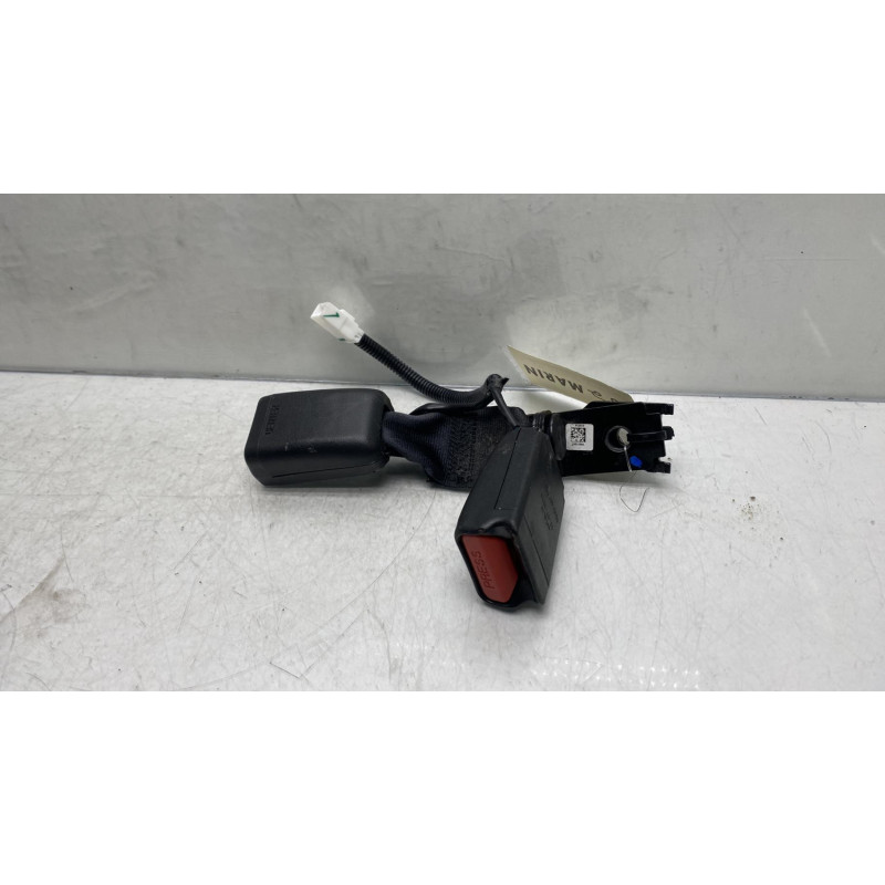 Attache ceinture arriere droit HYUNDAI I 20 2 Photo n°5