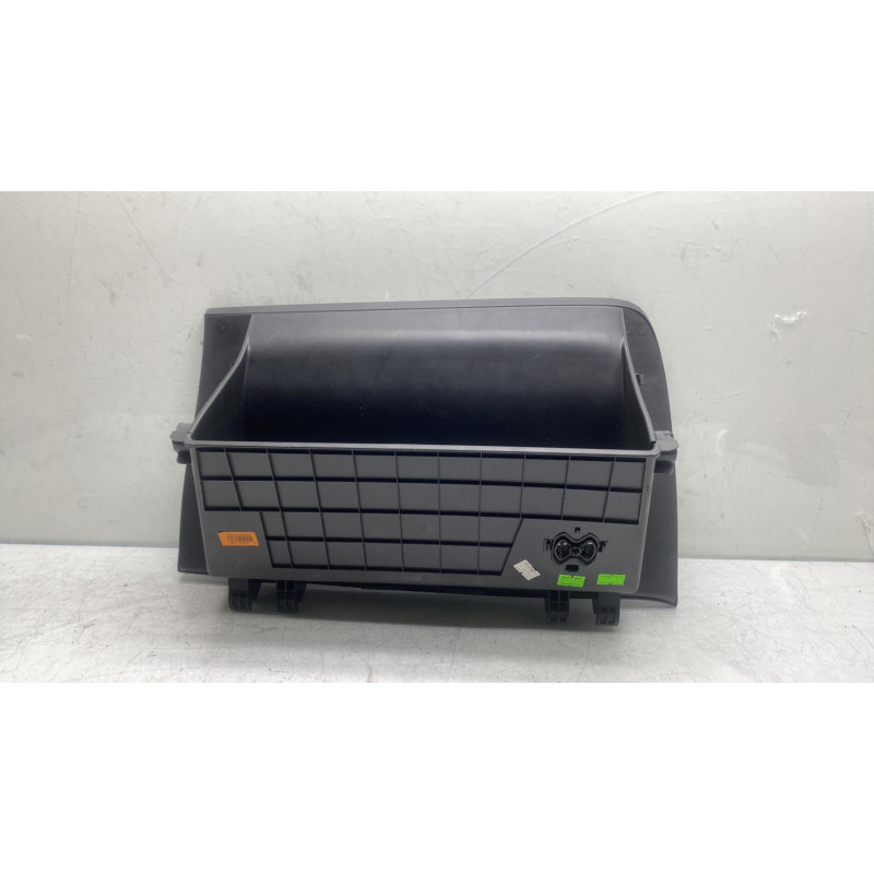 Boite a gants HYUNDAI I 20 2 Photo n°3