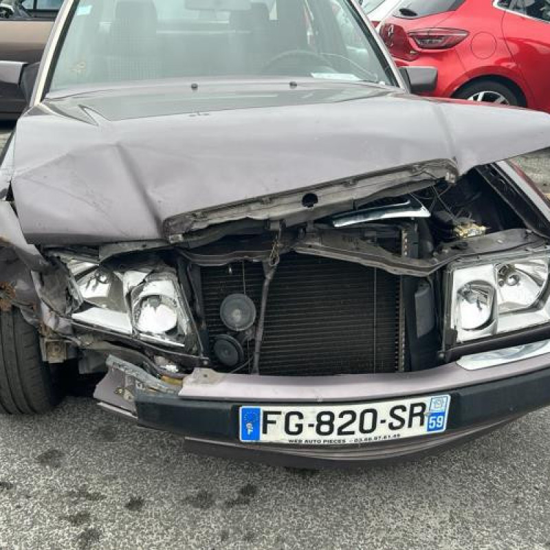 Jante MERCEDES 240 W124 Photo n°5