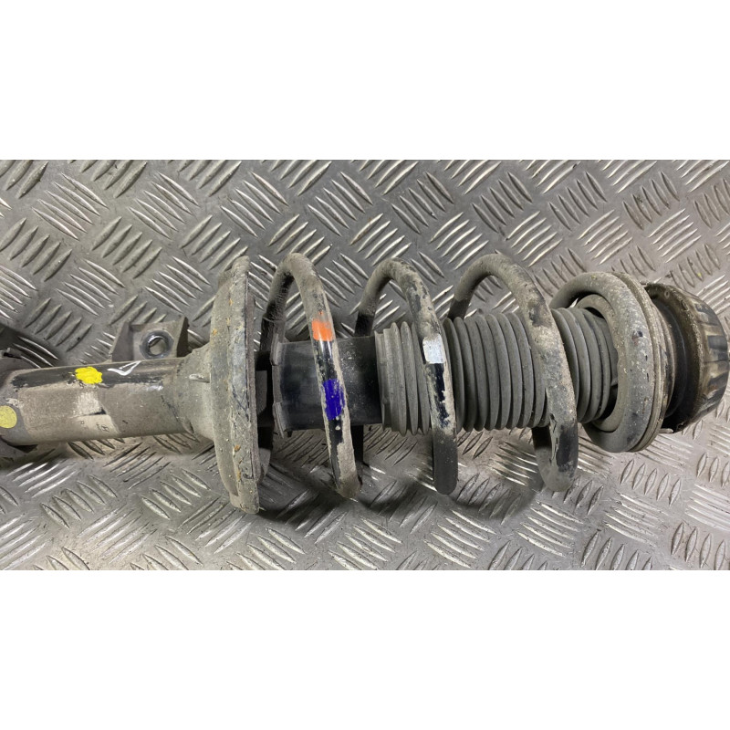 Amortisseur avant droit HYUNDAI I 20 2 Photo n°2