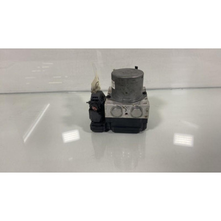 Bloc ABS (freins anti-blocage) HYUNDAI I 20 2 Photo n°1