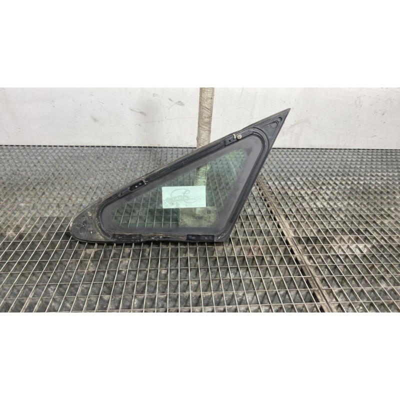 Custode avant droit OPEL ZAFIRA B Photo n°1