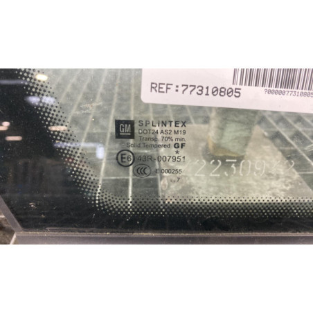 Custode avant droit OPEL ZAFIRA B