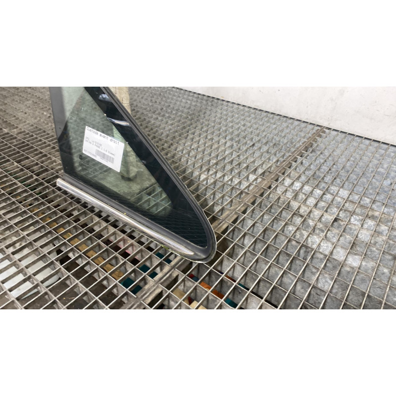 Custode avant droit OPEL ZAFIRA B Photo n°4