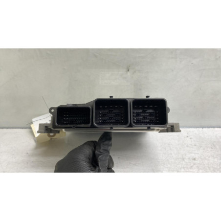 Calculateur moteur PEUGEOT 308 1 Photo n°1
