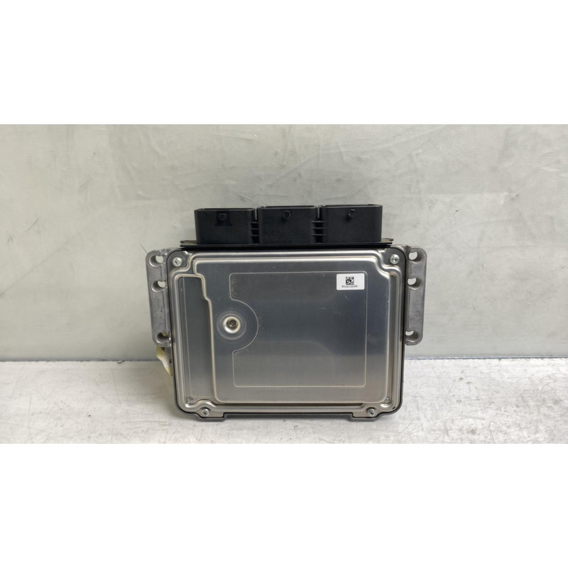Calculateur moteur PEUGEOT 308 1 Photo n°4