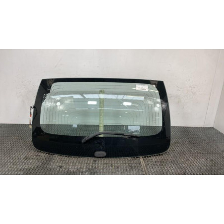 Lunette arriere PEUGEOT 107 Photo n°1