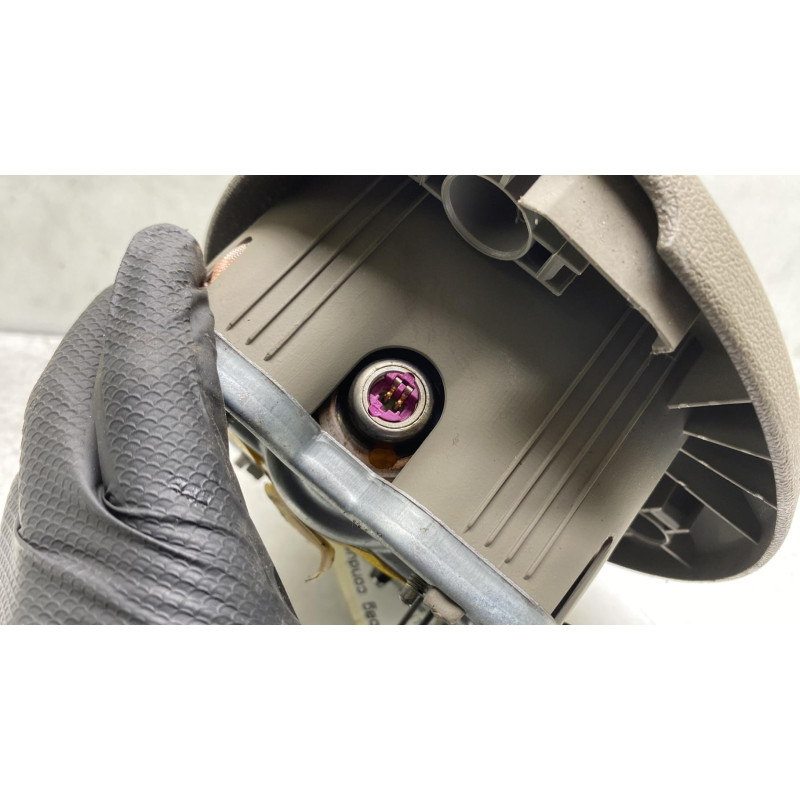 Air bag conducteur RENAULT CLIO 3 Photo n°3
