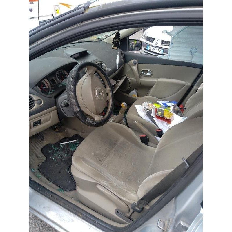 Air bag conducteur RENAULT CLIO 3 Photo n°5
