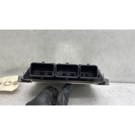 Calculateur moteur RENAULT MEGANE 3