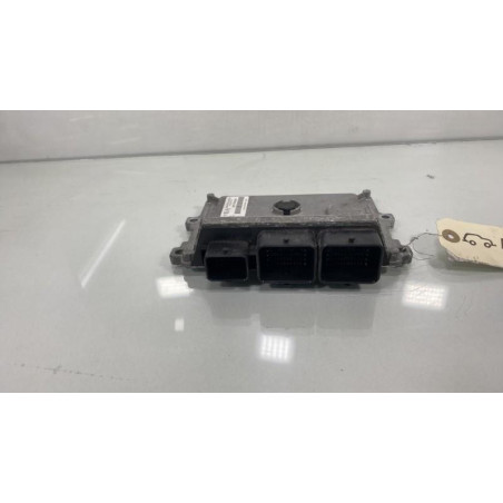 Calculateur moteur PEUGEOT 208 1 Photo n°1
