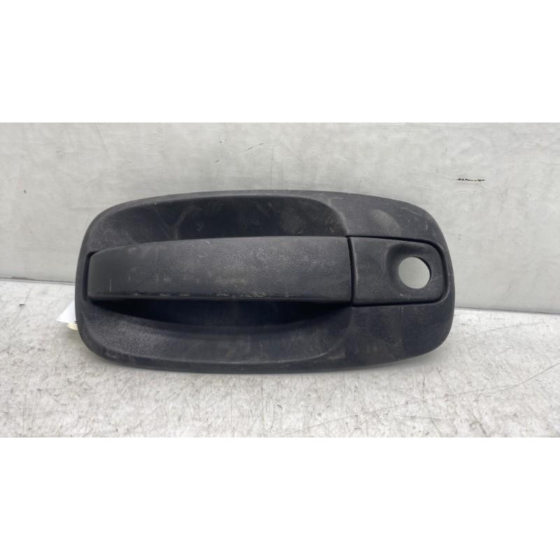 Poignee porte avant gauche OPEL VIVARO 1 Photo n°3