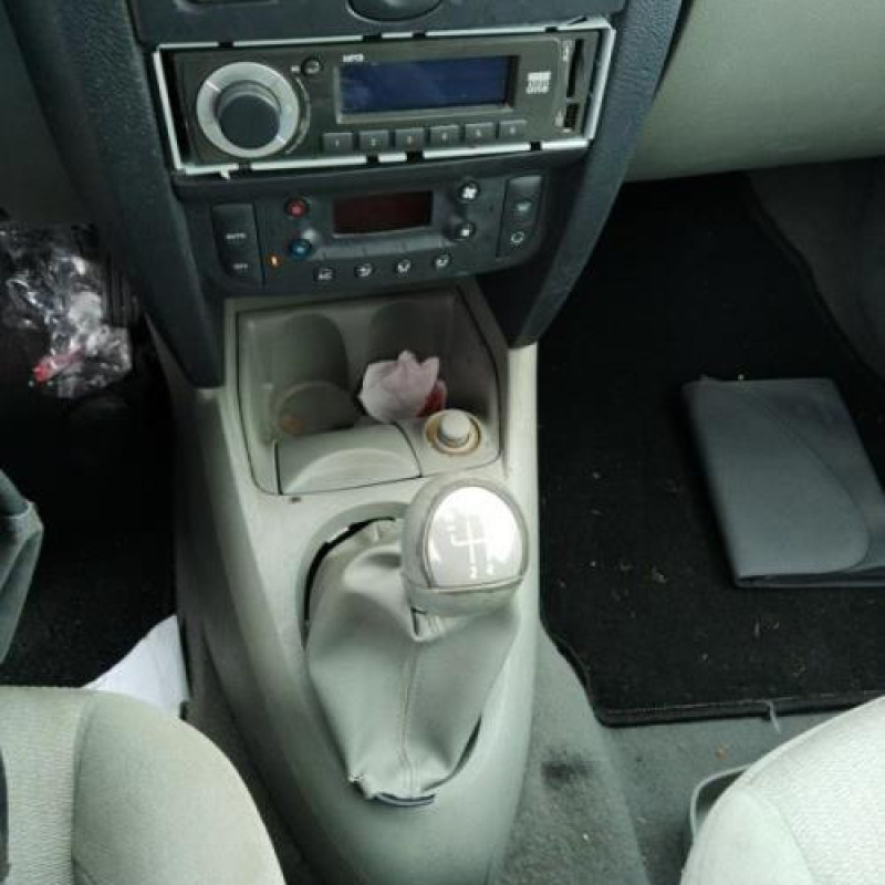 Boite de vitesses RENAULT CLIO 2 Photo n°12