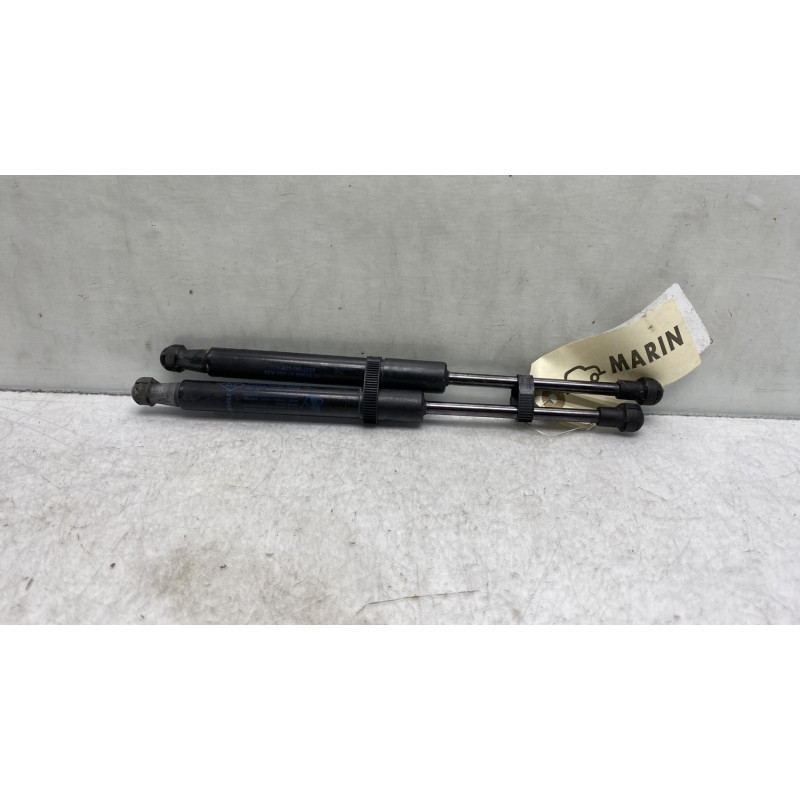 Verin de capot RENAULT SCENIC 4 Photo n°3