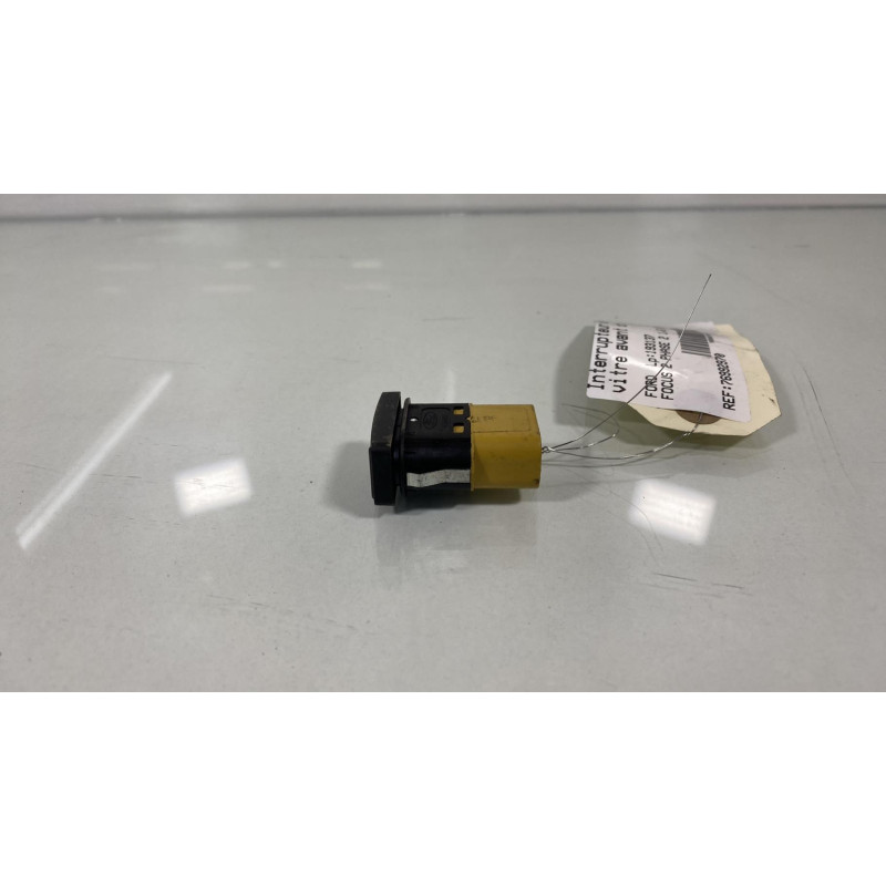 Interrupteur de leve vitre avant droit FORD FOCUS 2 Photo n°1