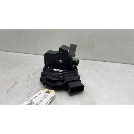 Serrure arriere gauche FORD FOCUS 2