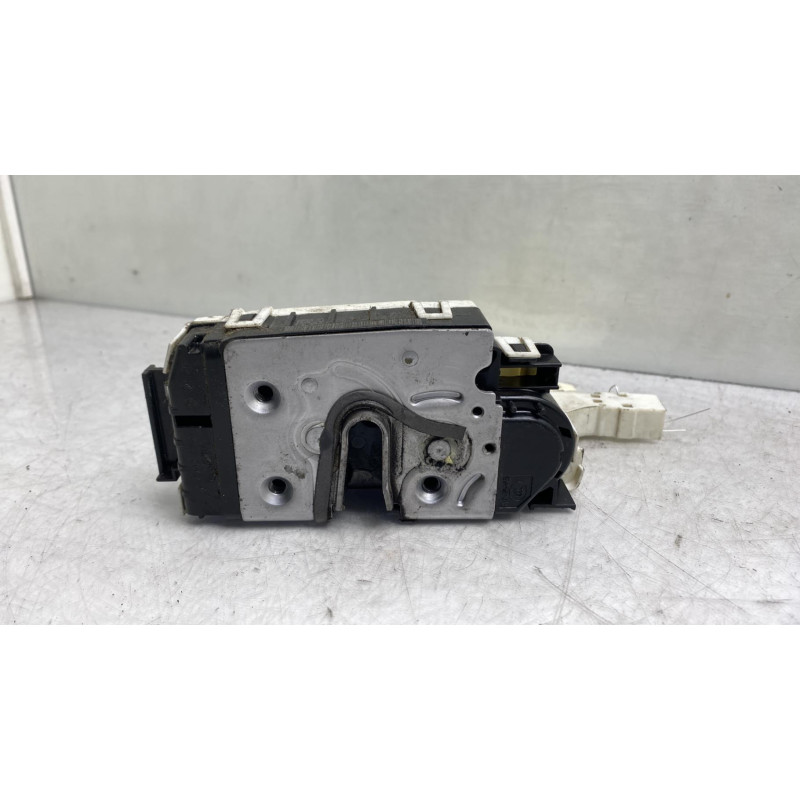 Serrure avant droit MERCEDES SPRINTER 2 Photo n°3