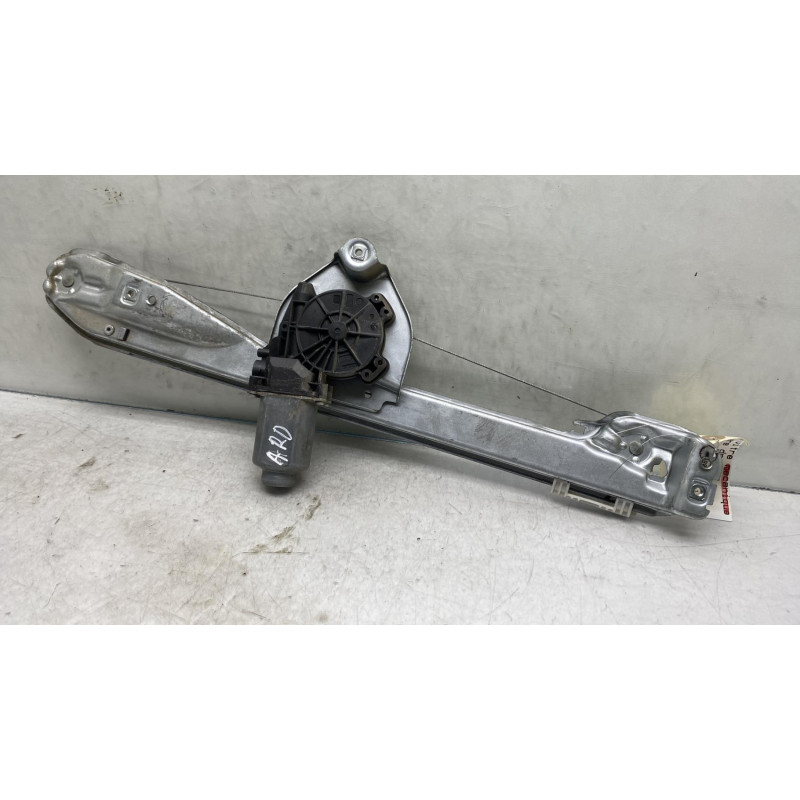 Leve vitre electrique arriere droit RENAULT CLIO 3 Photo n°2