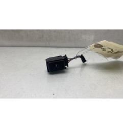 Interrupteur de leve vitre arriere gauche VOLKSWAGEN GOLF 4