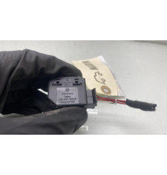 Interrupteur de leve vitre arriere gauche VOLKSWAGEN GOLF 4