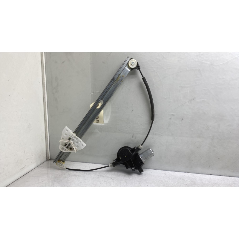 Leve vitre electrique avant droit MAZDA 3 2 Photo n°4