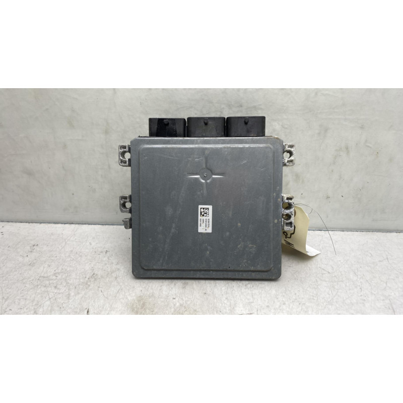 Calculateur moteur FORD FOCUS 3 Photo n°1
