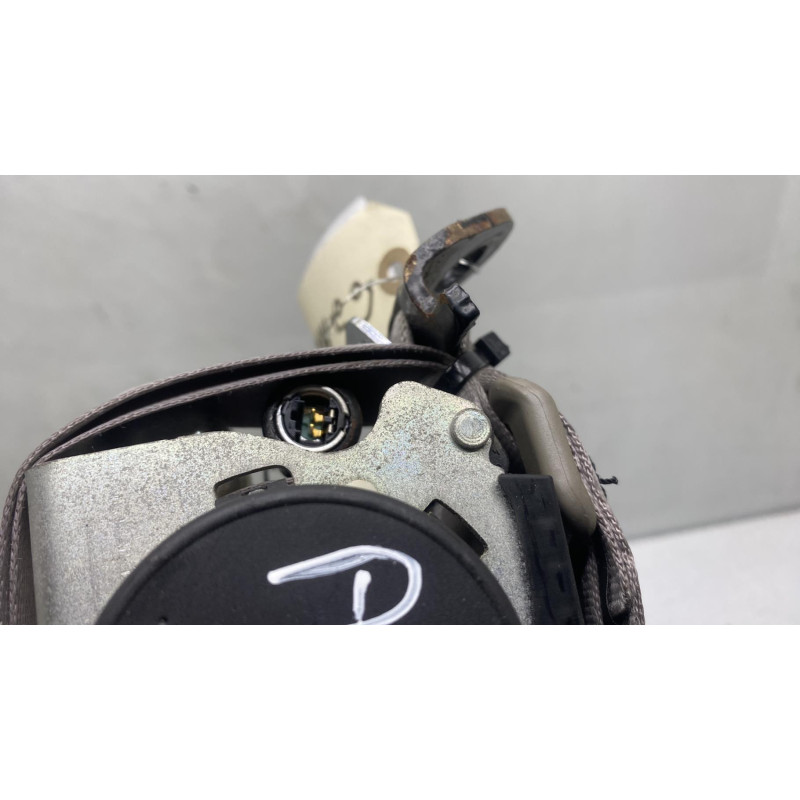 Pretensionneur de ceinture arriere droit RENAULT LAGUNA 3 Photo n°2